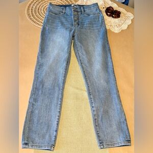 Meritage Light Wash Mid Rise Skinny